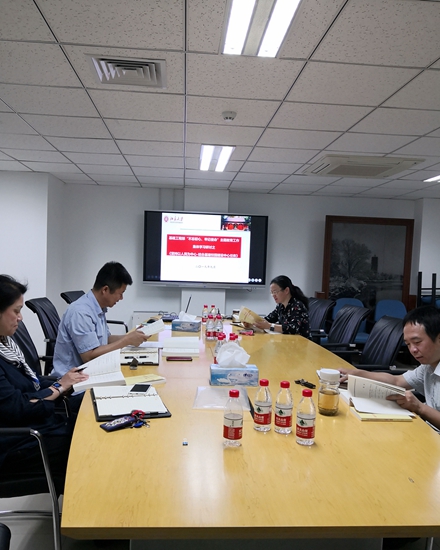 40f29816a2204da781740dda4a5c9f2a.jpg 2 集中学习-基建工程部 以人民为中心 20190925_副本.jpg